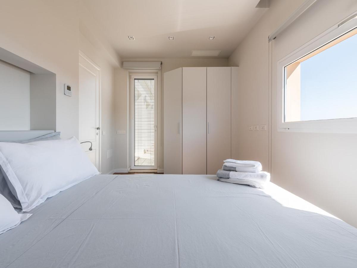 Penthouse Center Apartment Cagliari Luaran gambar