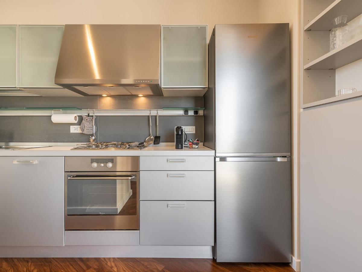 Penthouse Center Apartment Cagliari Luaran gambar